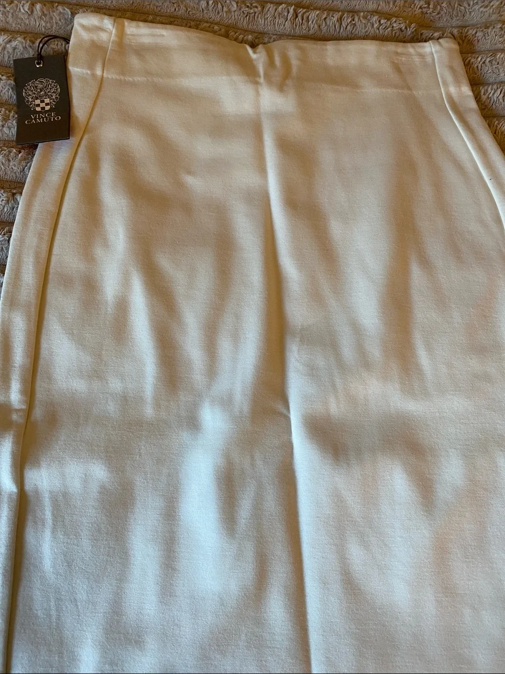 Vince Camuto Cream Pencil Skirt Pls see last Picture